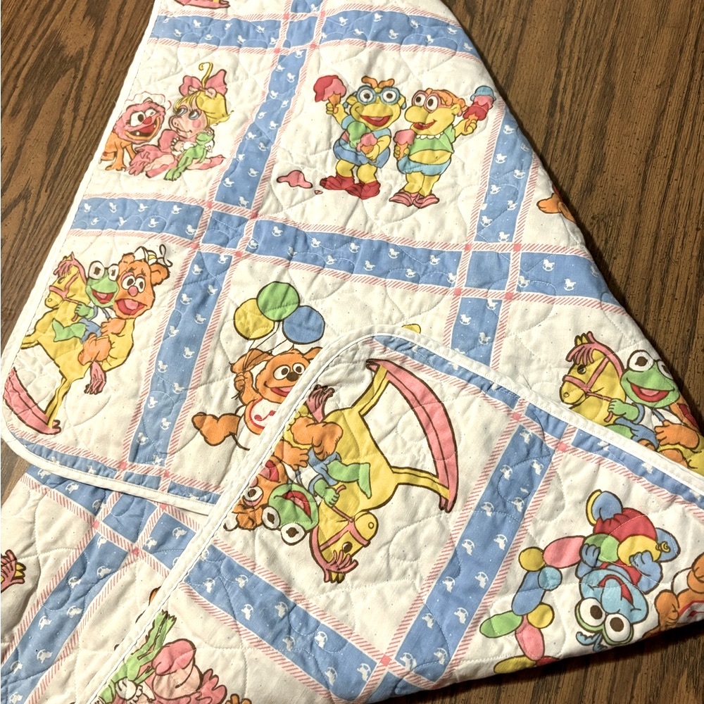 Vintage baby muppets Quilted baby blanket or lap blanket - Picture 3 of 3